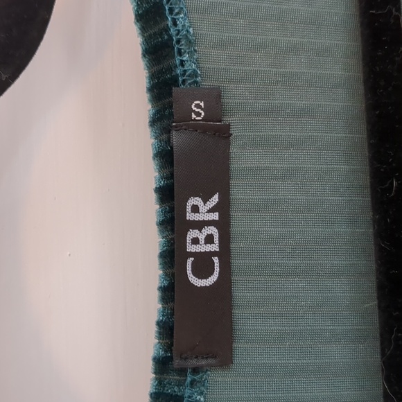 Green Velvet dress - Picture 3 of 5